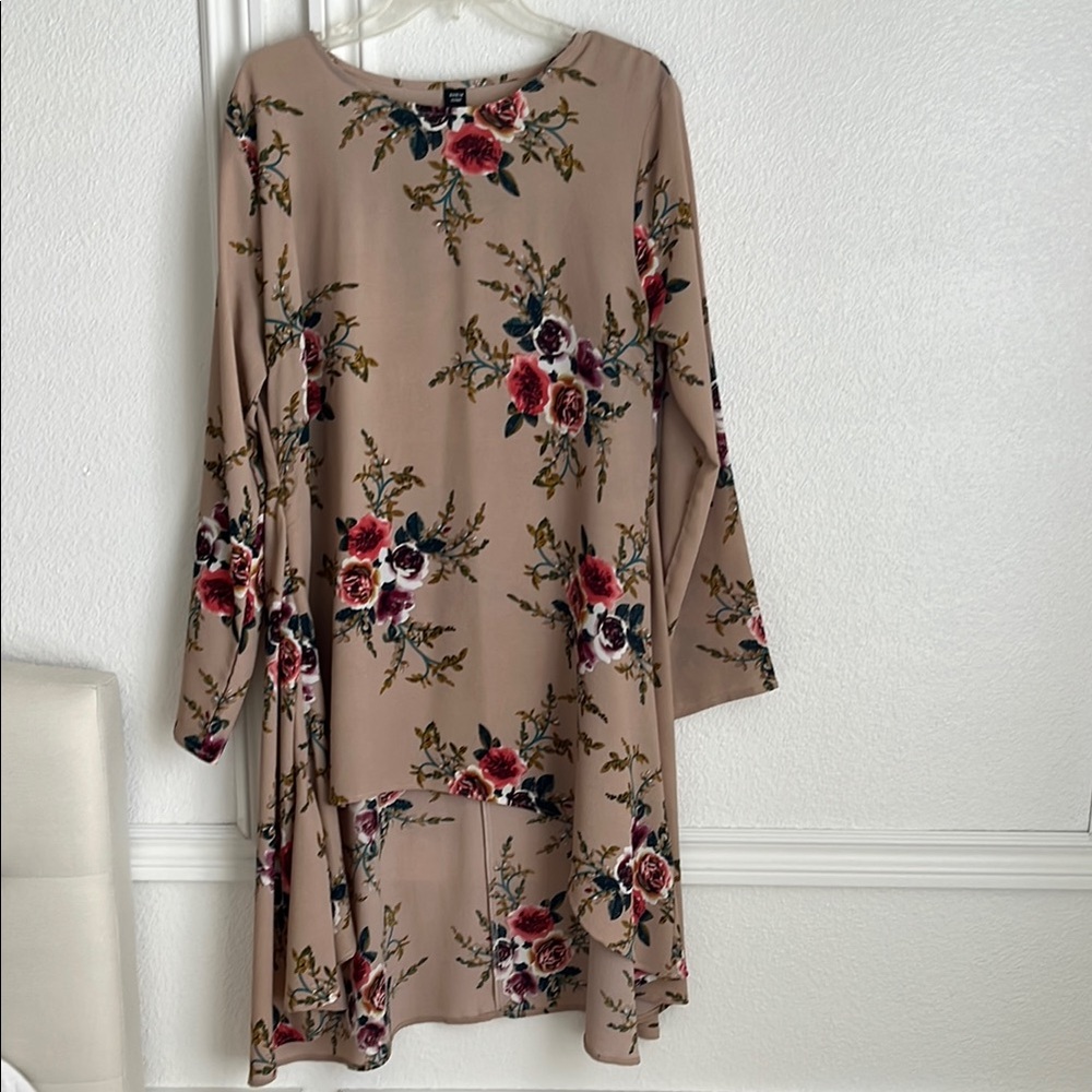 SHEIN Red and White Long Sleeve Crew Neck Tunic